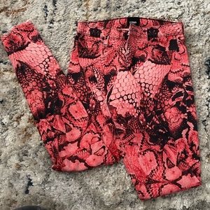 Hudson Bright red/pink snakeskin denim